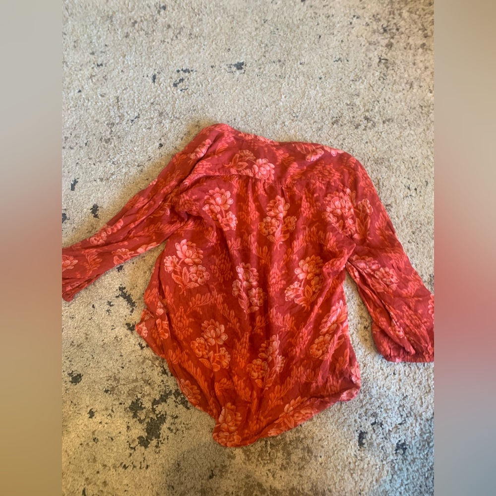 Woman’s Medium Anthropologie